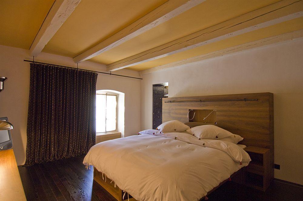 Chateau Le Rosey Hotel Nyon Zewnętrze zdjęcie