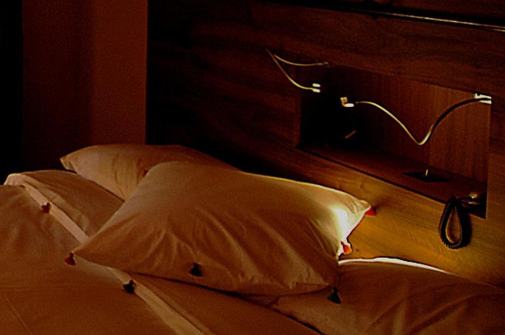 Chateau Le Rosey Hotel Nyon Pokój zdjęcie